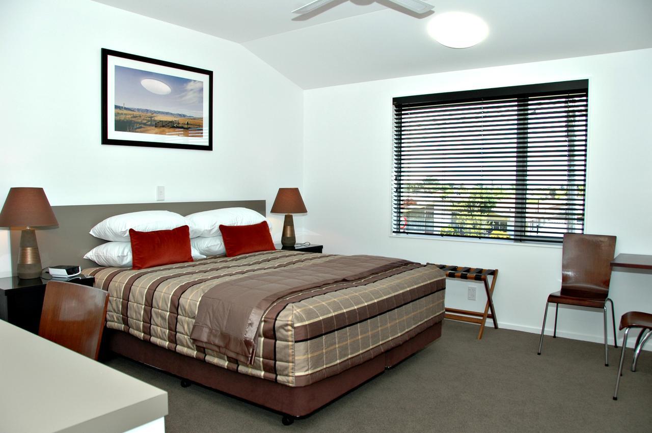 Craythornes Halswell Hotel Christchurch Bagian luar foto