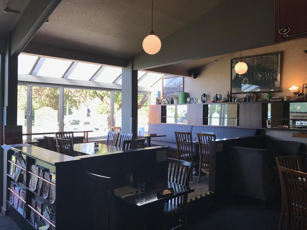 Craythornes Halswell Hotel Christchurch Bagian luar foto